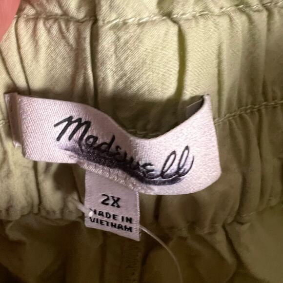 Madewell Plus Pull-On Light Green Athletic Casual Shorts Size 2X - Picture 13 of 13